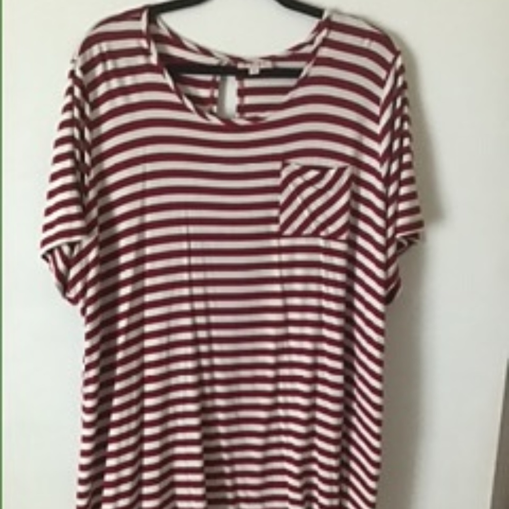 Women’s plus top
